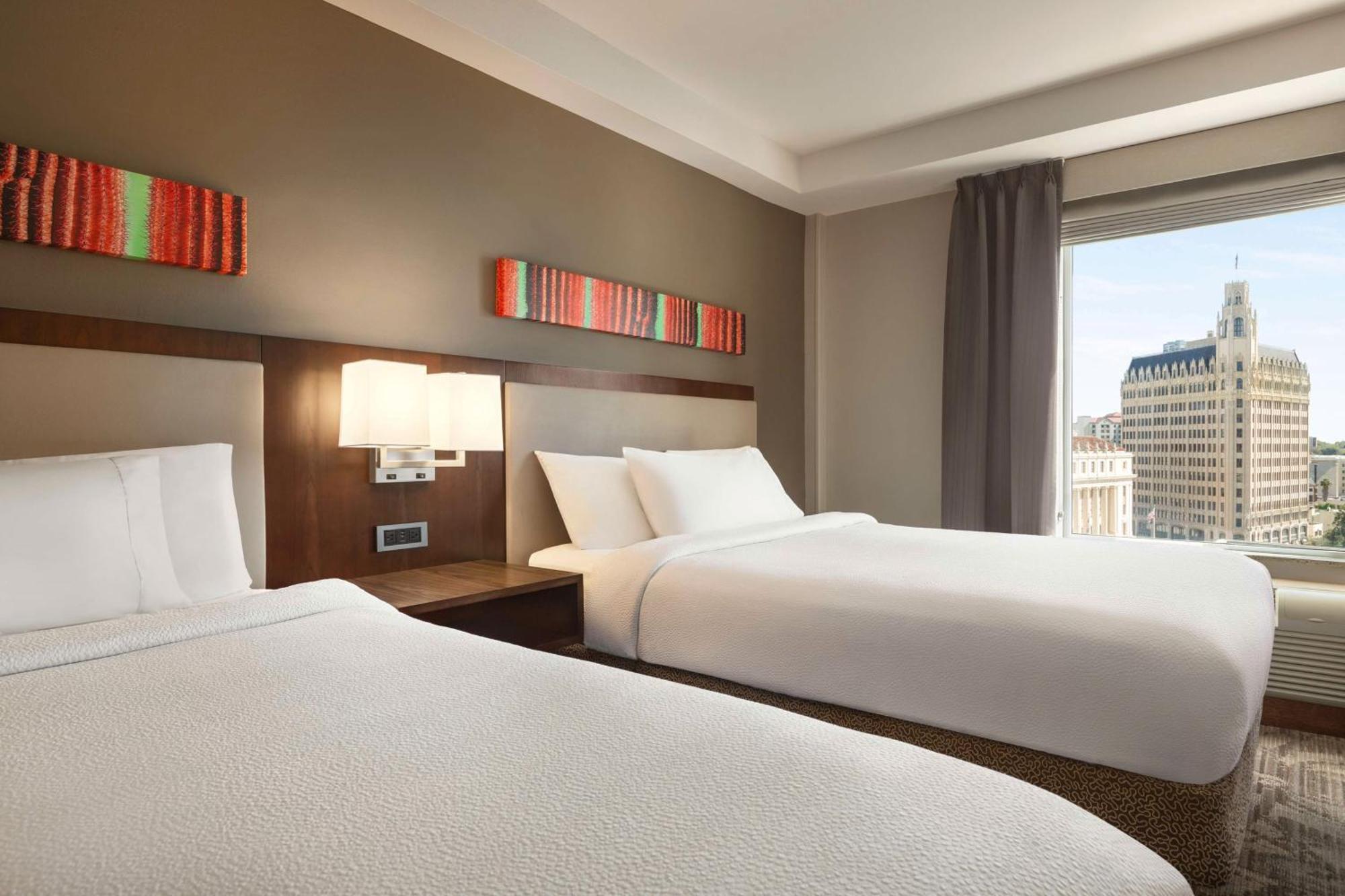 Hilton Garden Inn San Antonio Downtown Riverwalk Екстер'єр фото